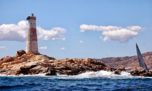 Faro_Isola-dei-Monaci